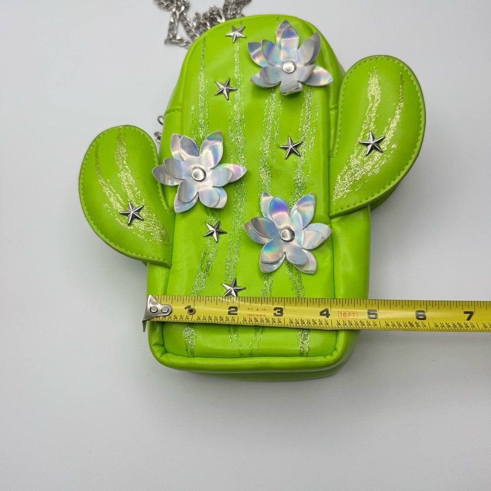 Almar Cactus Crossbody Bag Green - Picture 11 of 12